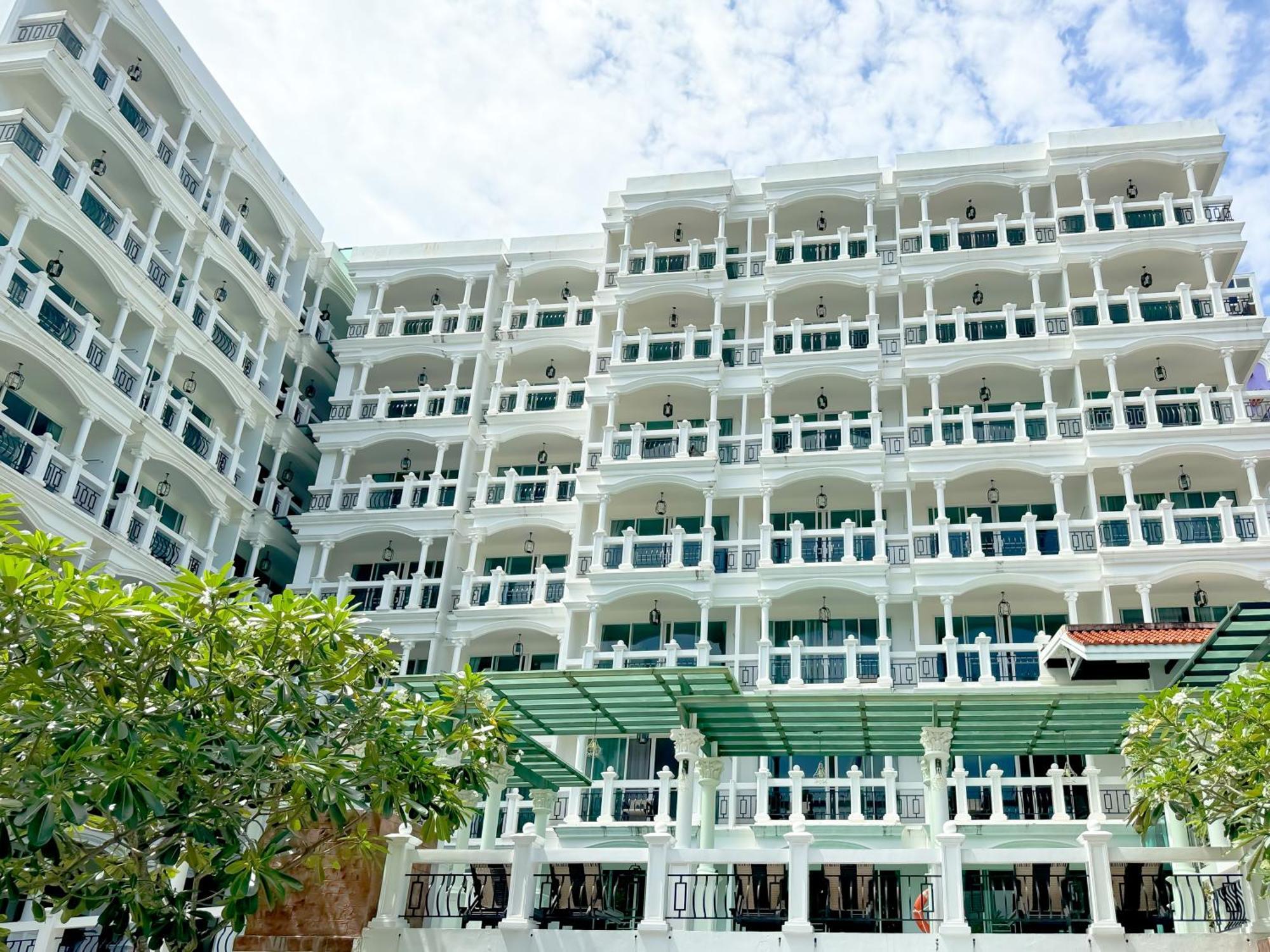 Grand Supicha City Hotel - Sha Plus Phuket Exteriör bild